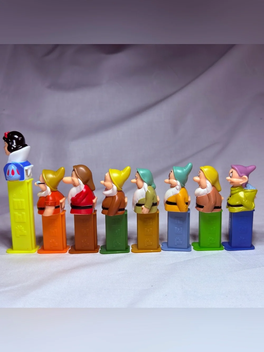 PEZ Disney Snow White & Seven Dwarfs Dispenser Set - Multi Color